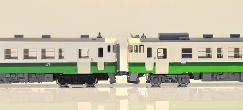 キハ40 2000形 tomix (東北地域本社色) (東北色)3両 nゲージ TOMIXのキハ40(東北地域本社色)レビュー: 東北大学鉄道研究会公式ブログ