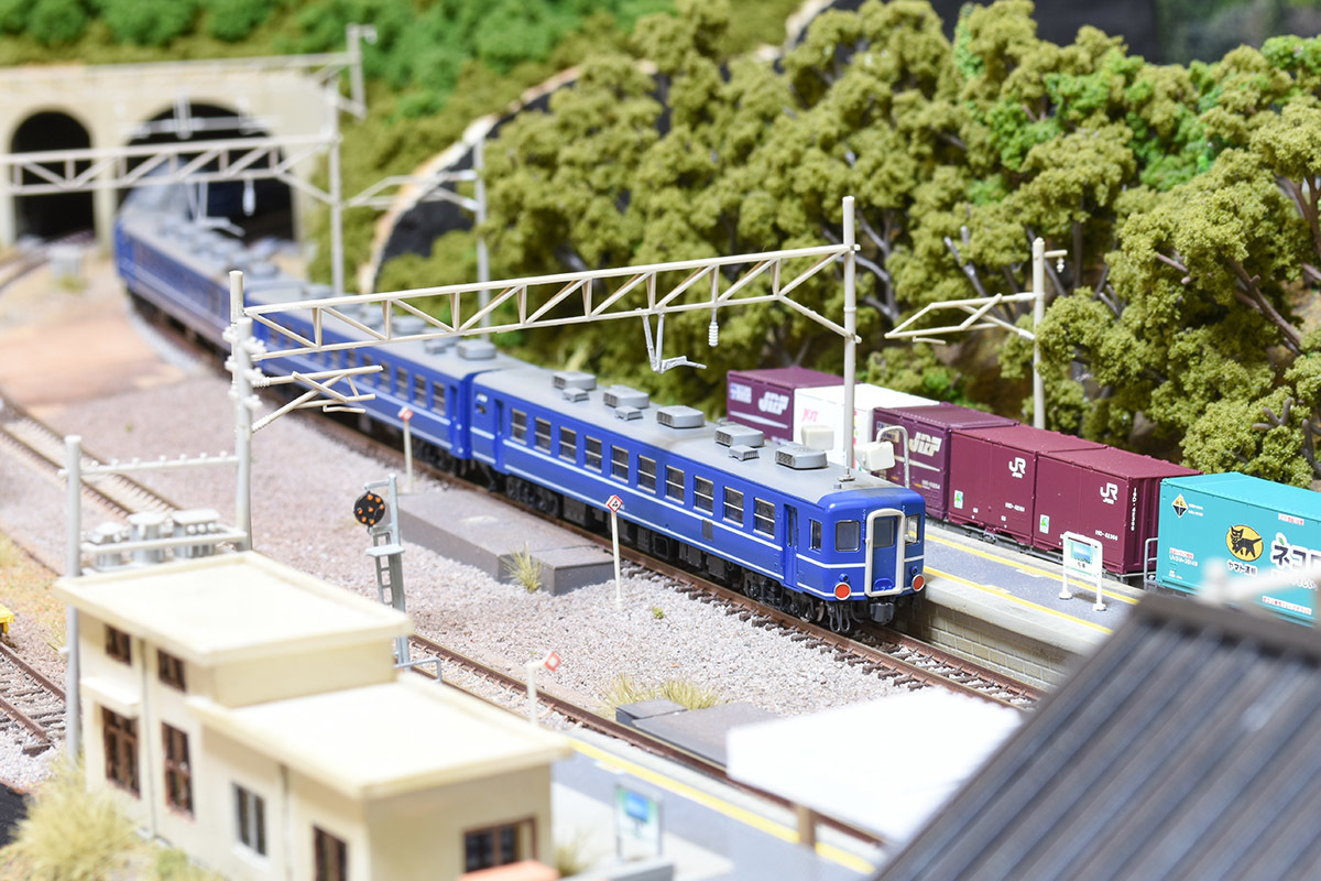 TOMIX製 12系客車（高崎車両センター）セットを買ってみた: と